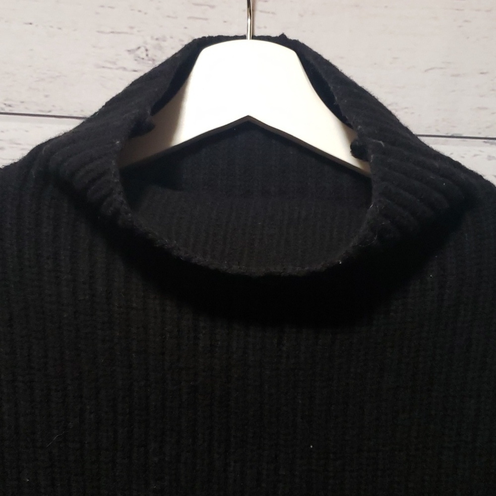 Aritzia Wilfred 100% merino wool sweater - Picture 4 of 9